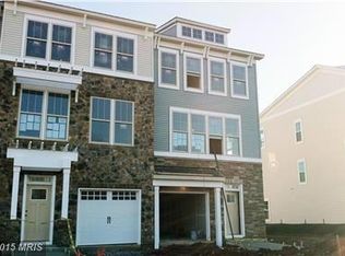 8925 Garrett Way, Manassas, VA 20112