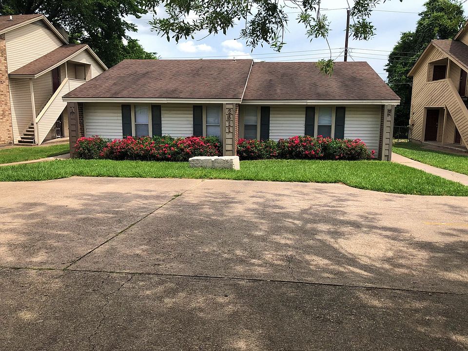 1st image of 2611 Pecan Knoll St #B