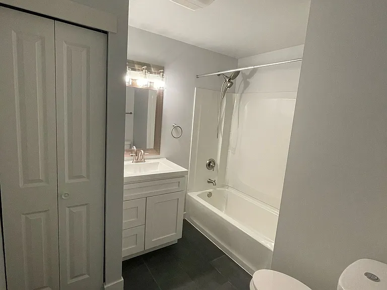 20704 Des Moines Memorial Dr S — Photo 13