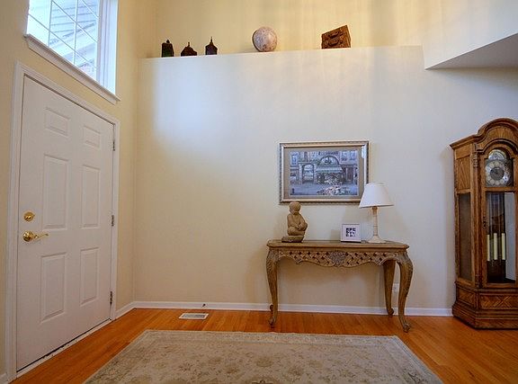 2nd image of 414 W Camargo Ct