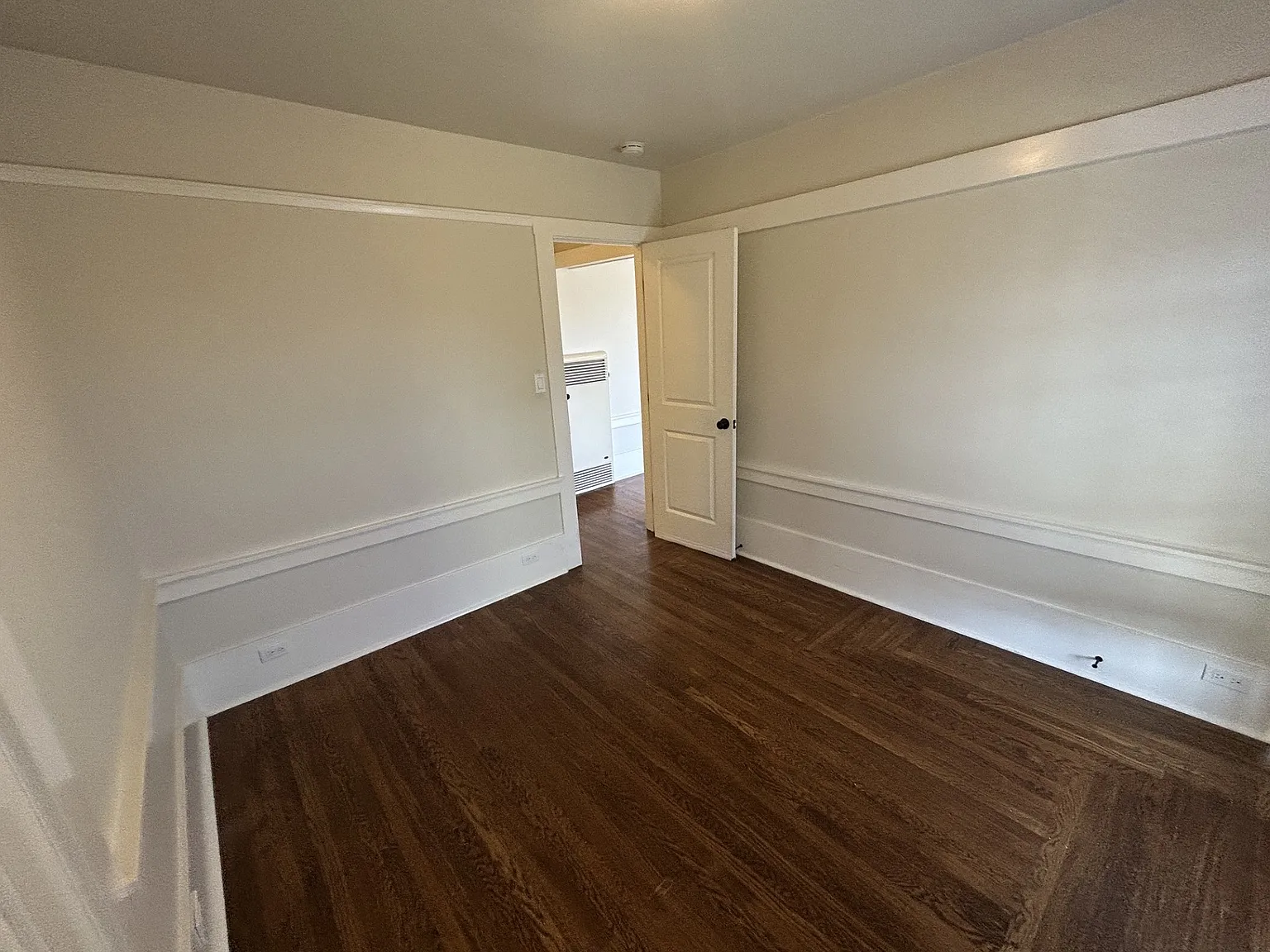 2 bed, 750 sqft, $1,895 — Photo 3