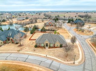 23001 Cove Wood Cir, Edmond, OK 73025
