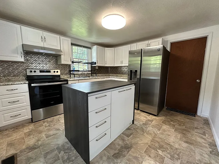 2752 Carrollwood Heights Rd — Photo 13