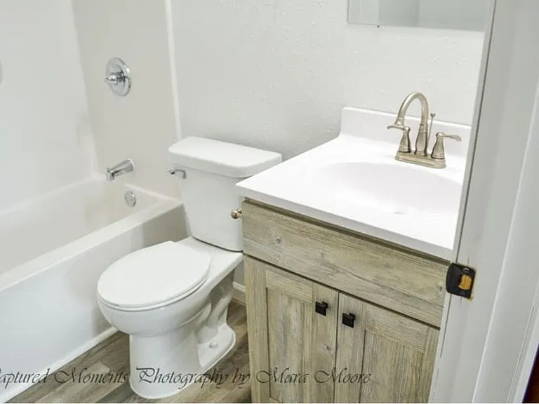 11 King Dr — Photo 21