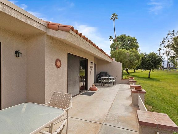 5th image of 40897 Interlachen Ln