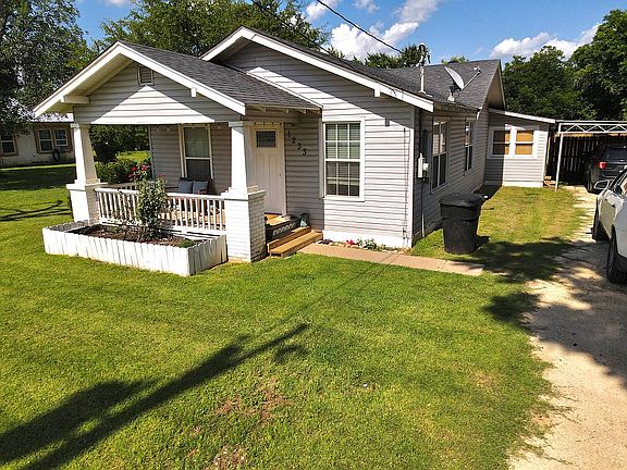 3rd image of 1233 Lakeside Dr