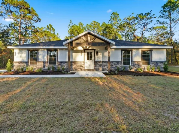 7515 N Windbrook Dr, Citrus Springs, FL 34433