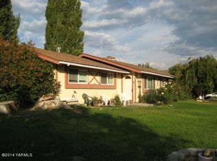 1880 Pleasant Hill Rd, Selah, WA 98942