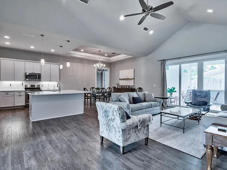 989 Forest Shore Dr — Photo 7