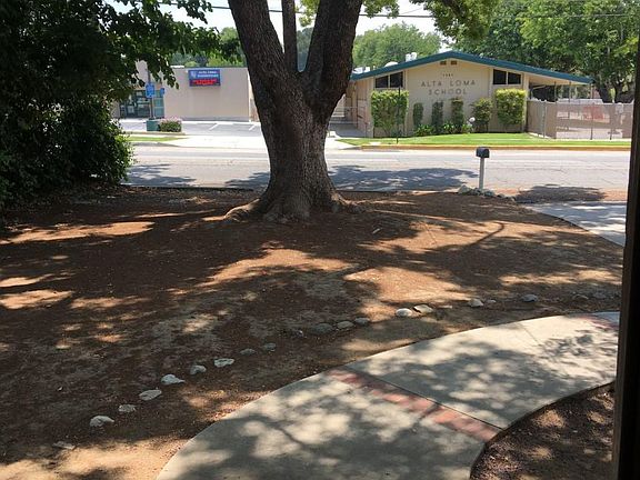 5th image of 7084 Amethyst Ave