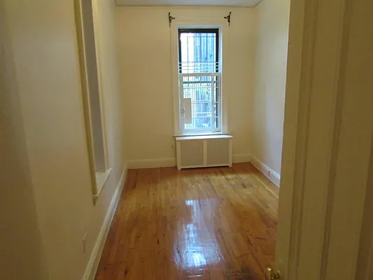 Rented by Living New York | media 11