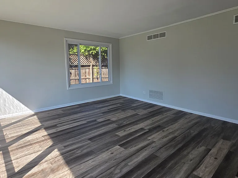 1439 S Highland Ave — Photo 6
