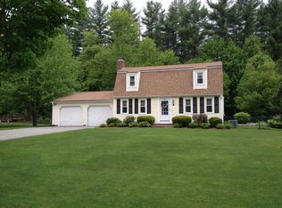 79 Ash St, Townsend, MA 01469