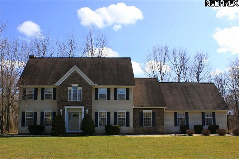 1st image of 4520 Wellington Dr