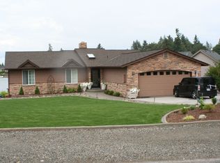 2915 200th Ave E, Lake Tapps, WA 98391
