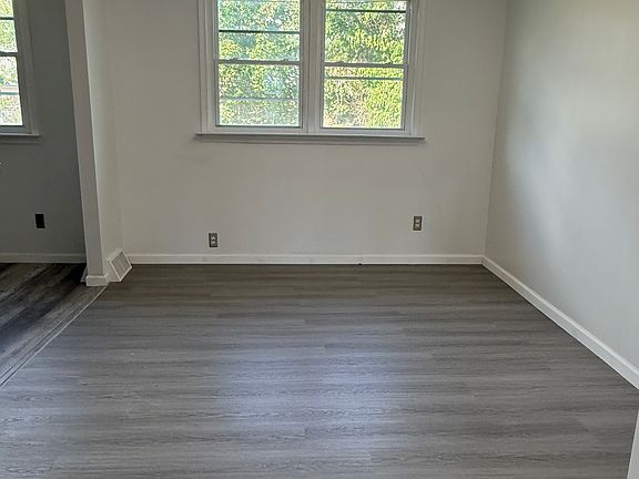 5th image of 11828 Basile Rd