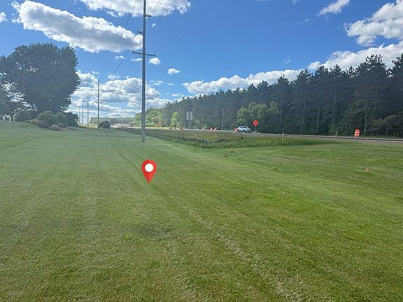 4th image of NE 3rd St