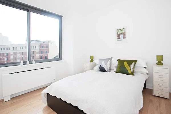 Sold by Corcoran | media 14