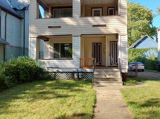 13709 Rugby Rd, Cleveland, OH 44110