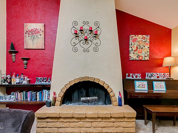 4th image of 5527 W Vogel Ave