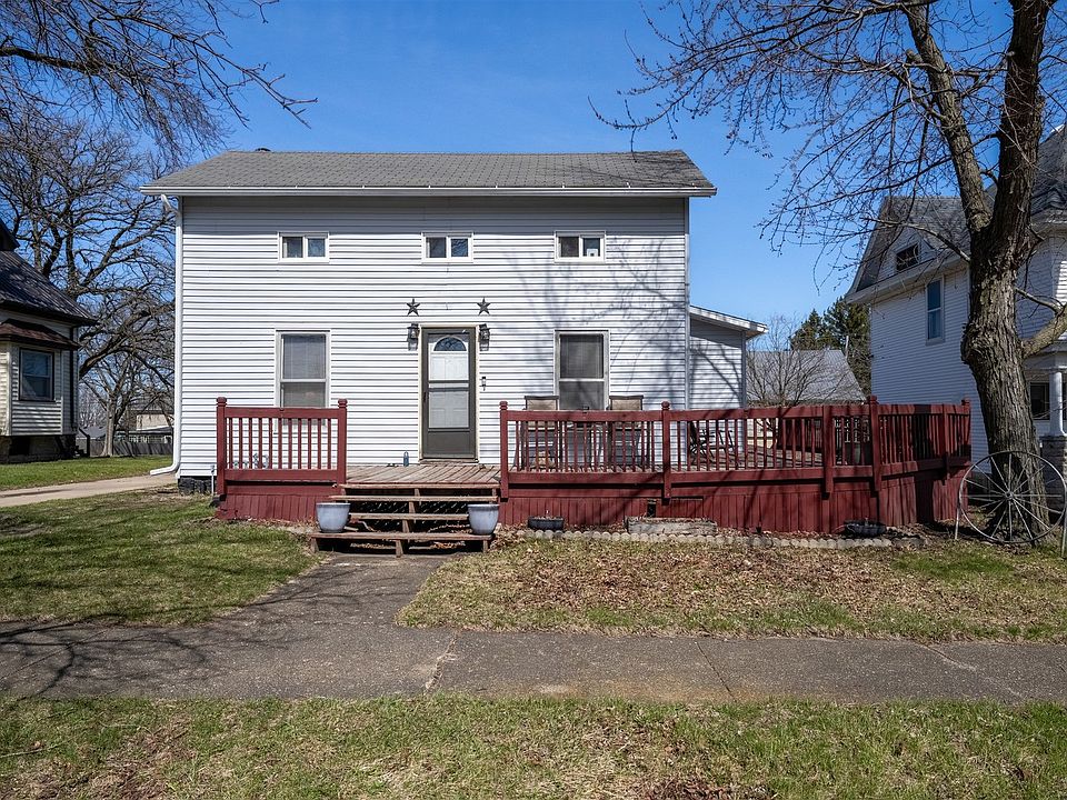 1st image of 412 E Spruce St