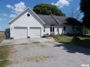 402 S 3rd St, Ava, IL 62907