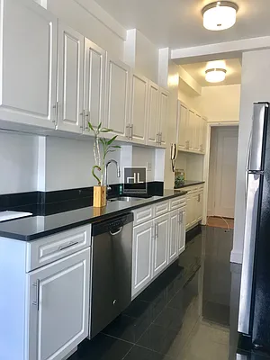 Rented by Highline Residential | media 3