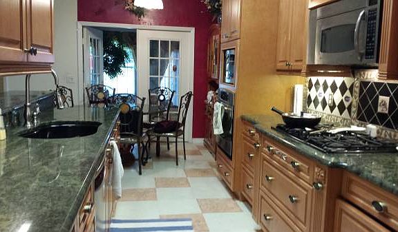 5th image of 6212 NW 35th St