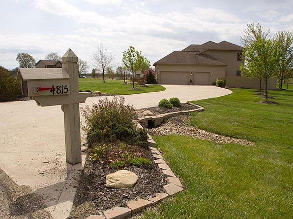 2nd image of 4815 Arrowhead Dr