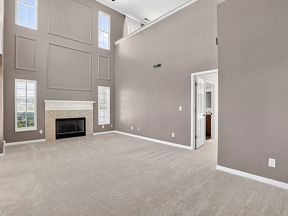 5th image of 15557 Portland Dr