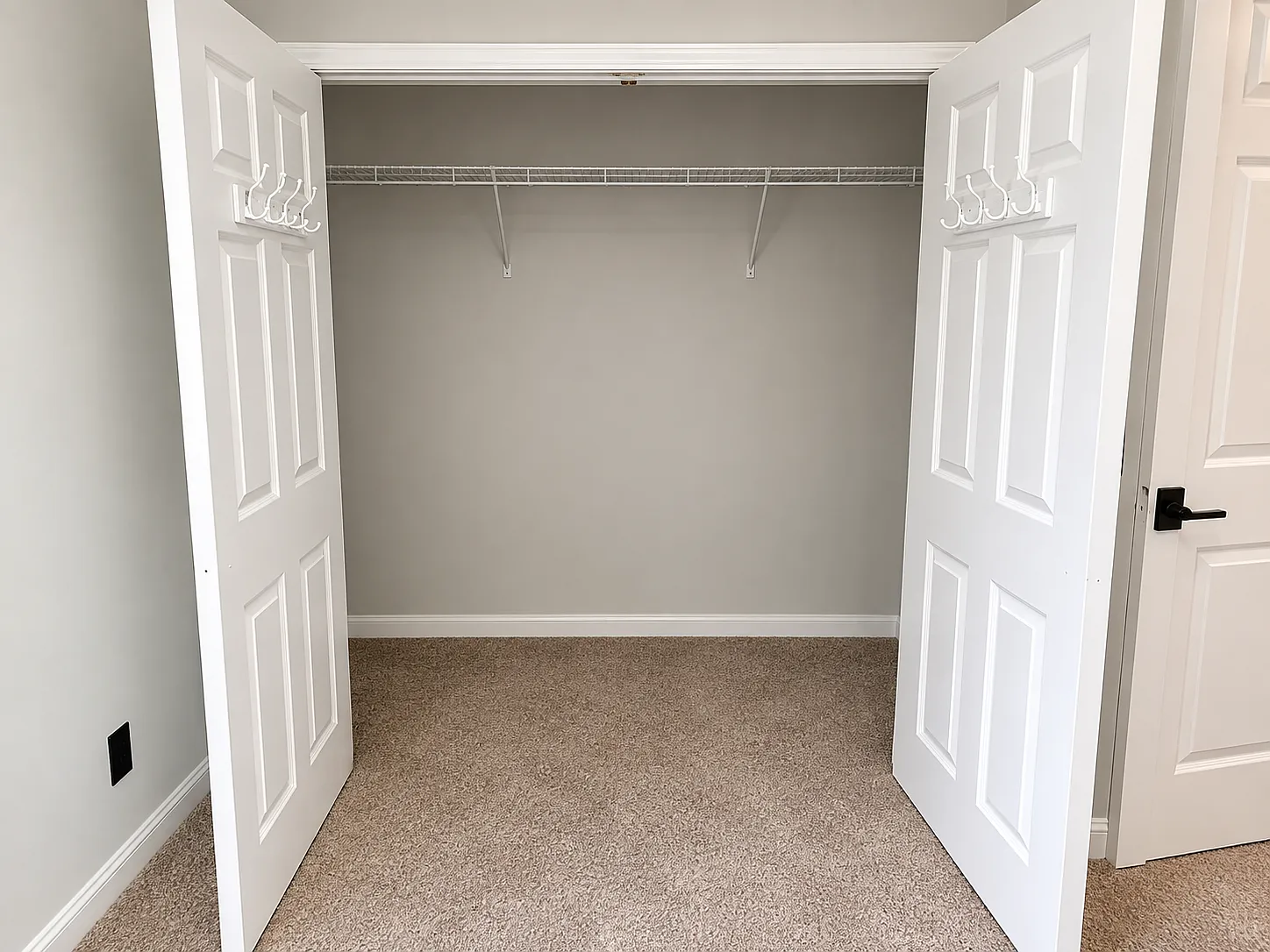 1 bed, 1.0 bath, $700 — Photo 4