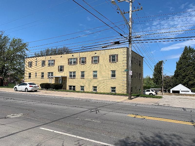 1st image of 2150 W 8th St APT 1