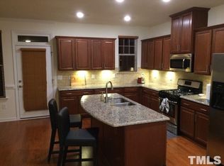 603 Edgewater Ridge Ct, Apex, NC 27523