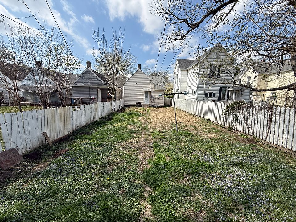 2nd image of 1512 Cumberland Ave