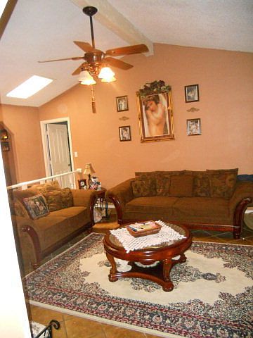 1st image of 1308 S 17th Ave