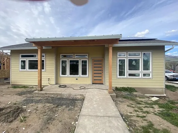 1208 Hagen Way, Ashland, OR 97520