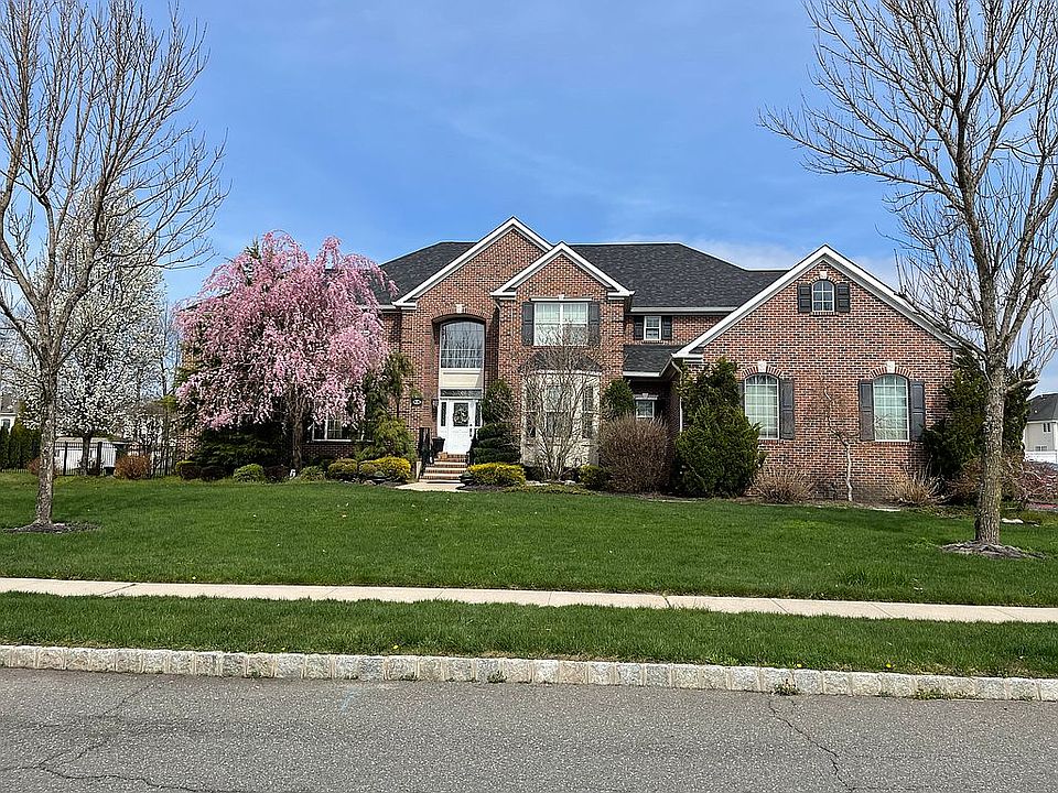 1st image of 1911 Charlton Cir