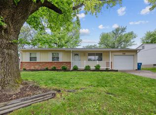 2849 Essex St, Saint Charles, MO 63301