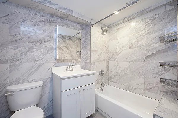 Rented by R New York | media 20