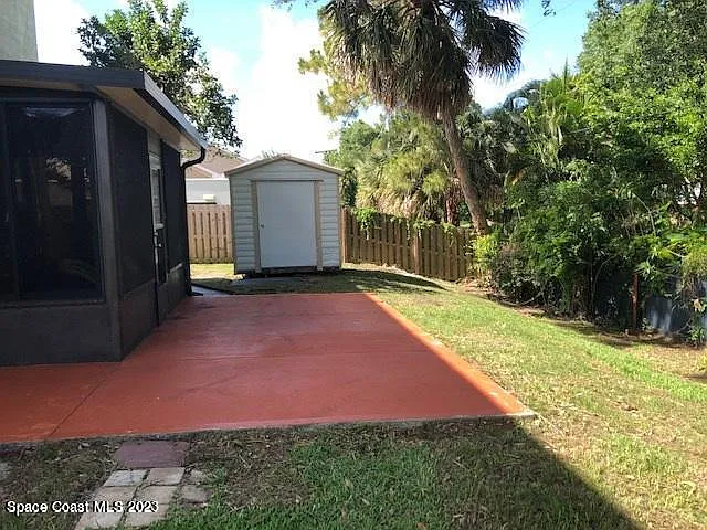 6124 Serene Pl — Photo 2