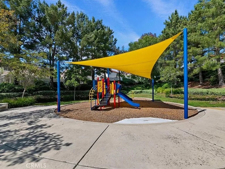 43065 Avola Ct — Photo 36