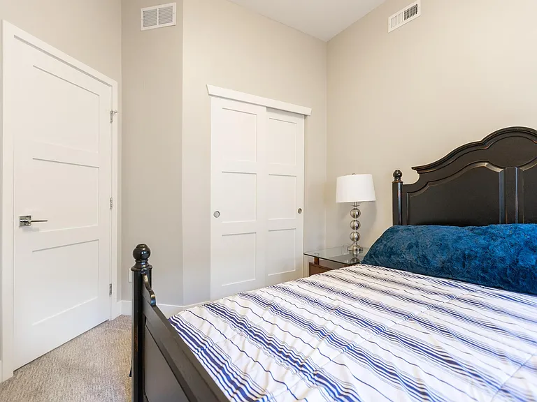 1262 N Yates St #4 — Photo 8