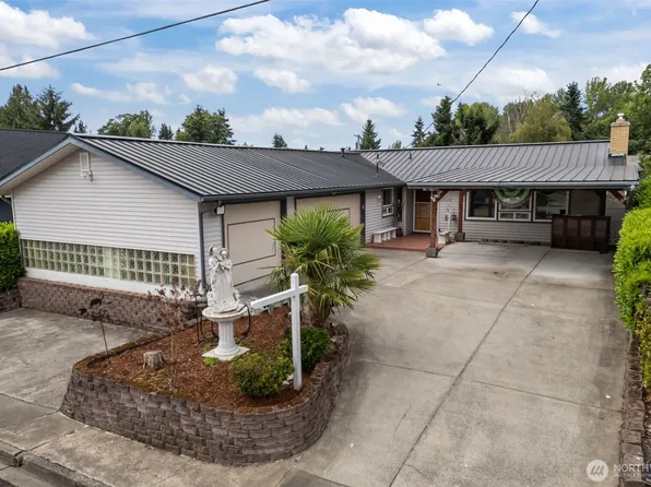 1650 S 244th Place, Des Moines, WA 98198