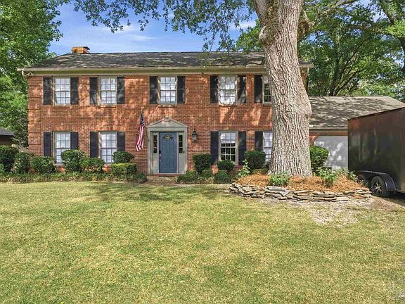 3rd image of 8654 Meadowbrook Dr