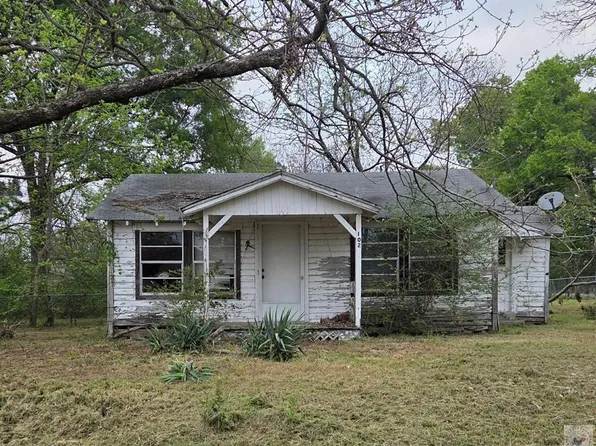 102 W McGee St, New Boston, TX 75570