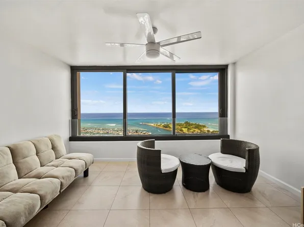 1600 Ala Moana Blvd APT 3702, Honolulu, HI 96815