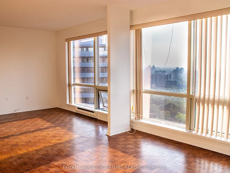 1001 Bay St #3403 — Photo 15