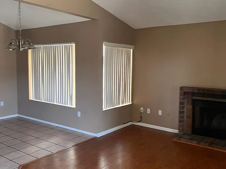 3423 Tinker St #A — Photo 1