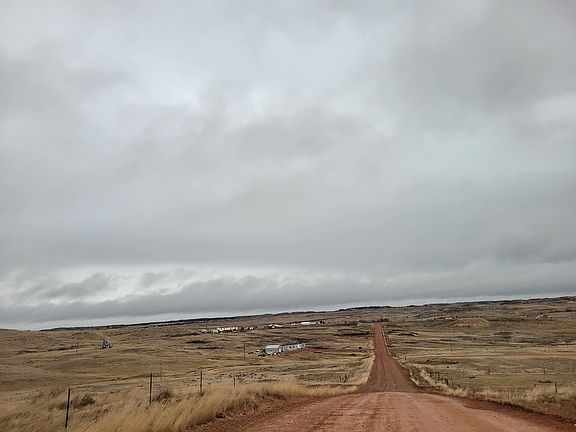 5th image of 61 Coal Train Rd