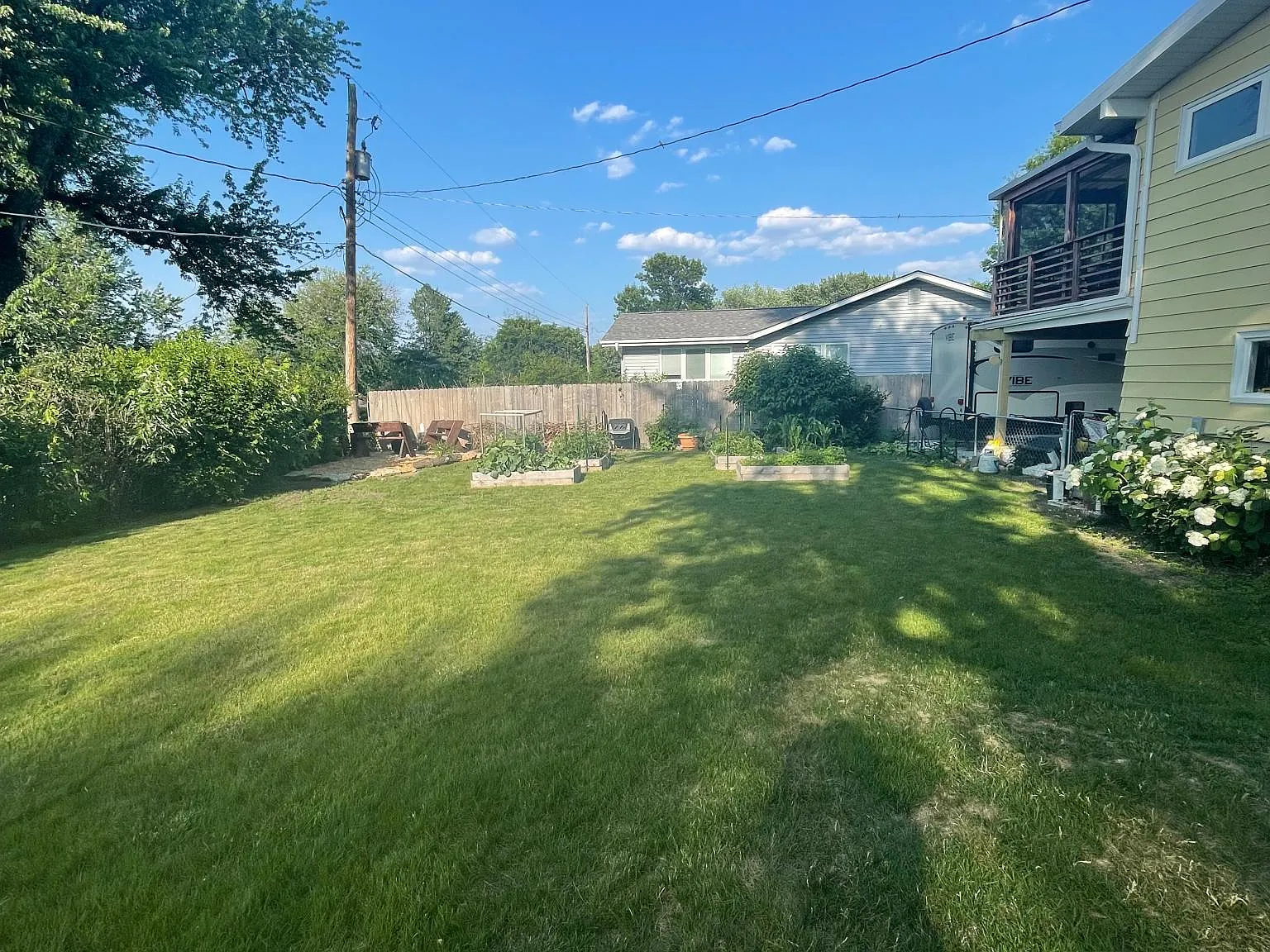 4 bed, 2.5 bath, 2668 sqft, $2,295 — Photo 4